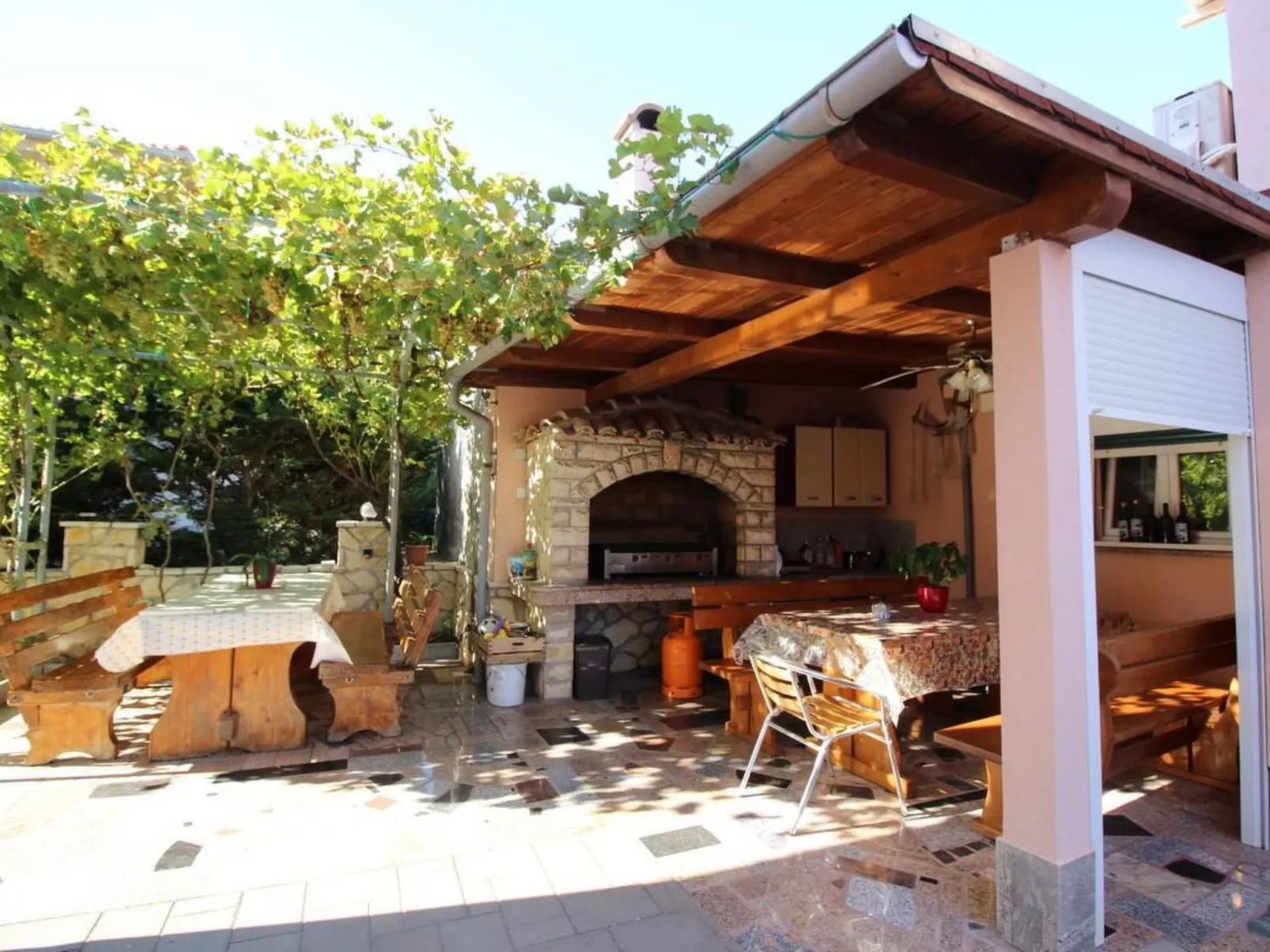 In Baška mit Eigenem Balkon-Draußen