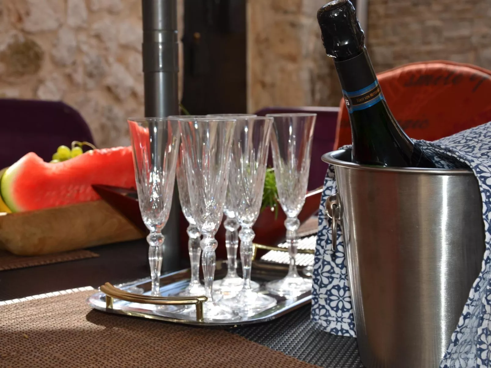 Geräumige Duplexwohnung mit Terrasse und Pool-Draußen