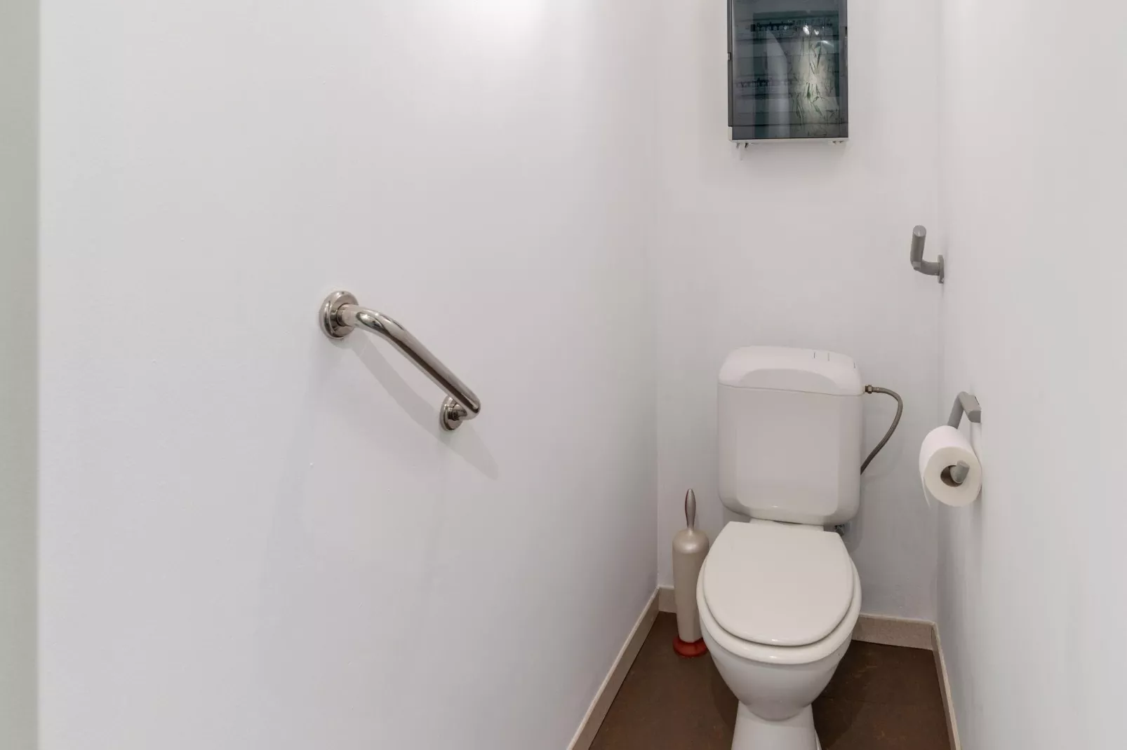 Magnifique habitation pour 5 adultes avec piscine intérieure-Bathroom