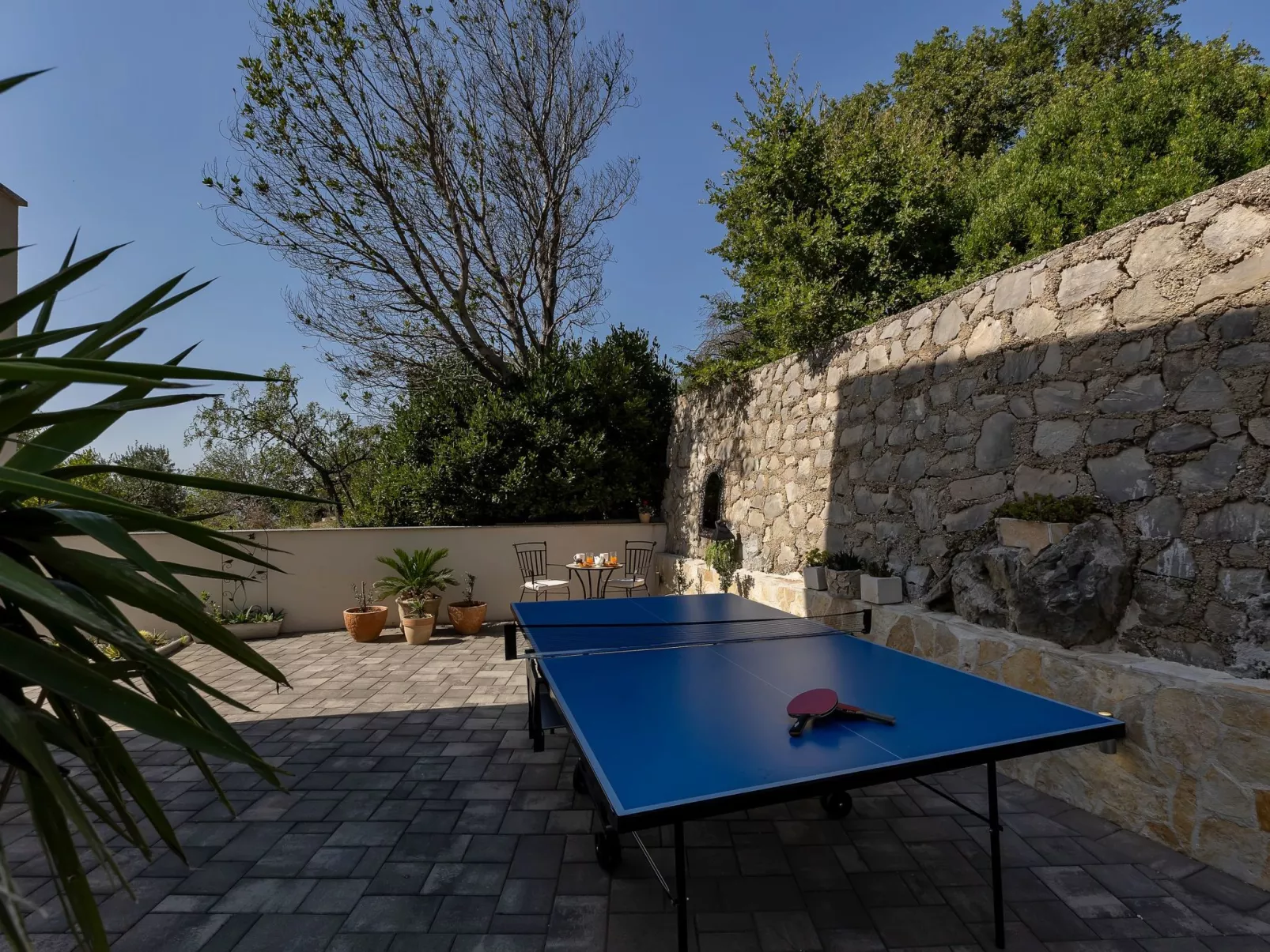 Villa inmitten der Natur in ruhiger Lage-Outside