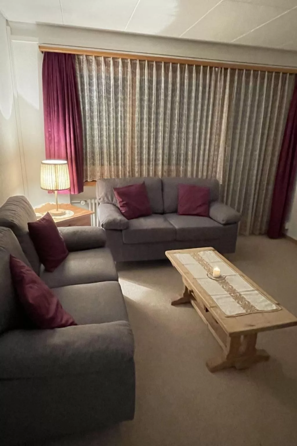 Chesa Islas, Wohnng 11-Dedans