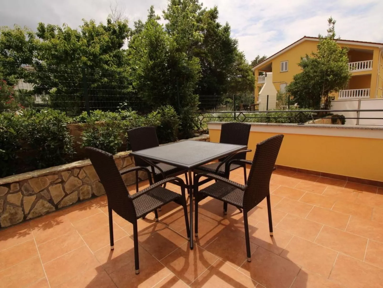 Gorica II A2+2 br.3-Drinnen