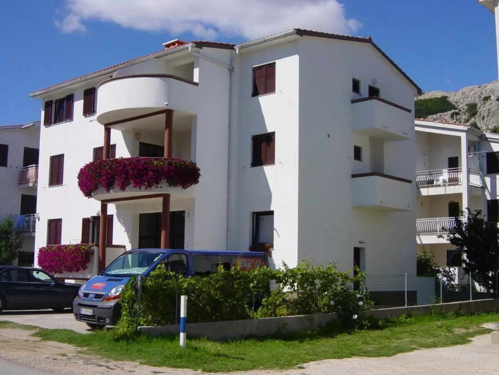 Grozdana Nr.1A - Draußen