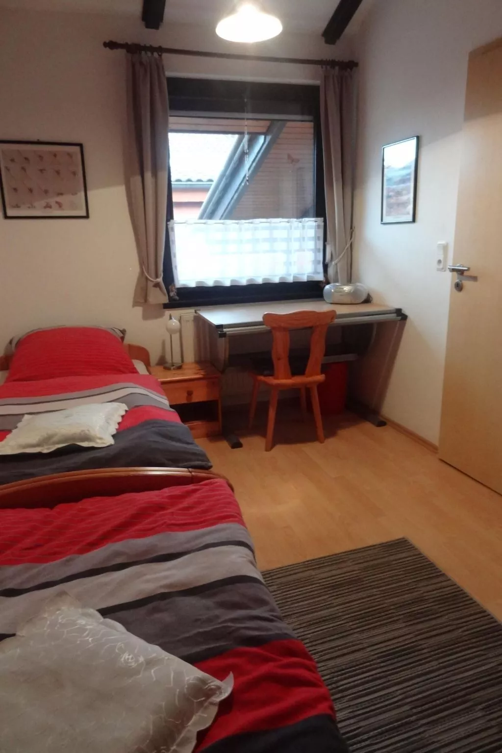 Hochwertiges Ferienhaus in einem Ferienpark-Dedans