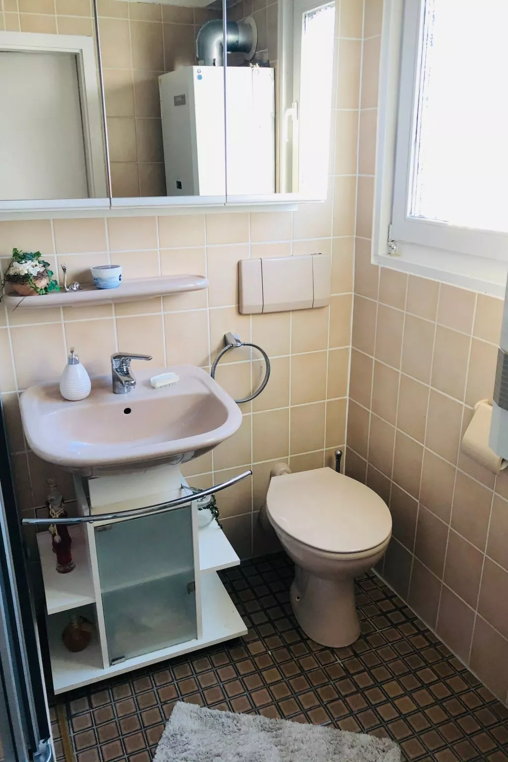 Nurdachhaus in Burhave mit Garten-Inside