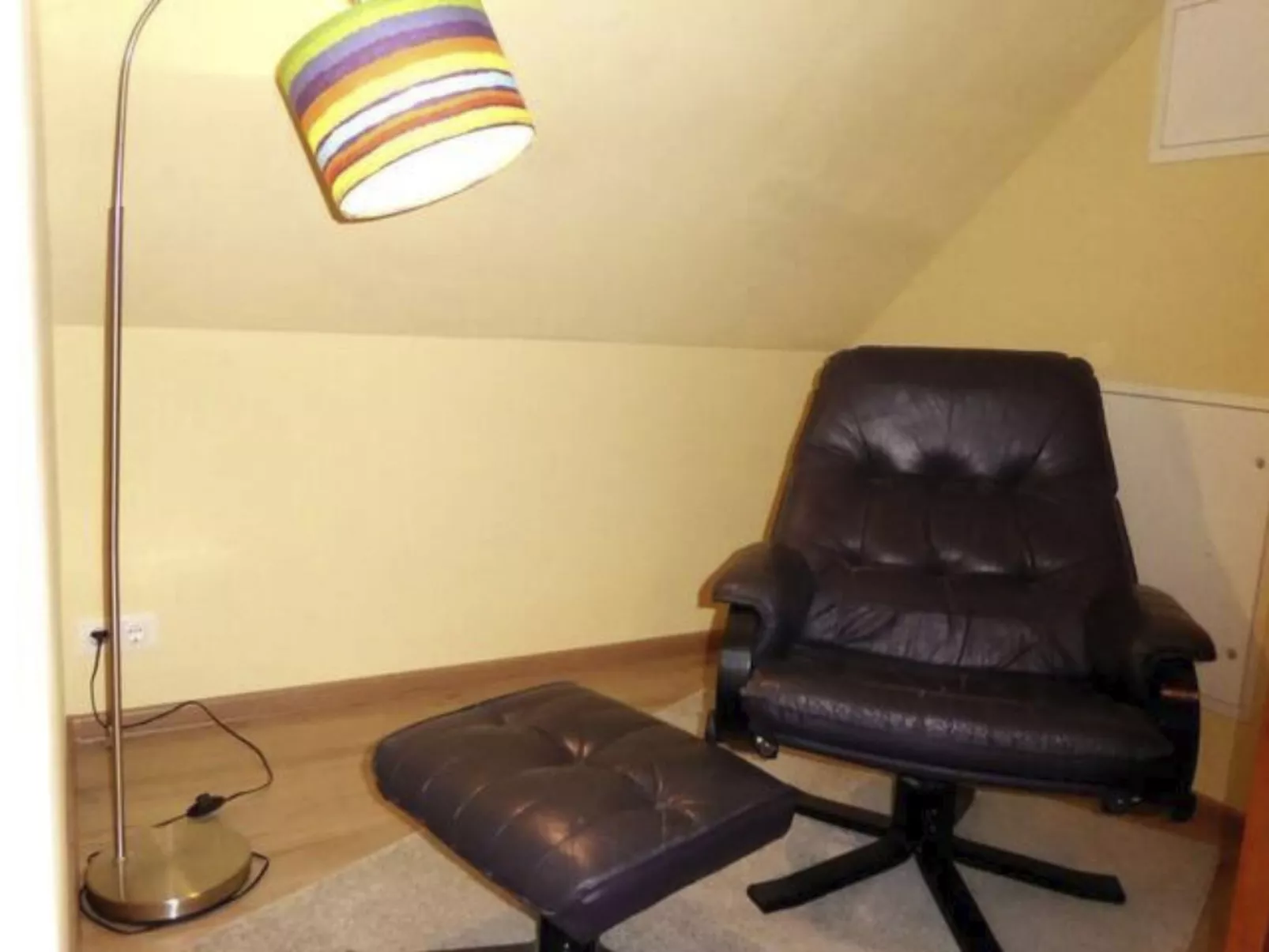 Wohung mit Balkon und Garten nahe Stadtgrenze-Dedans