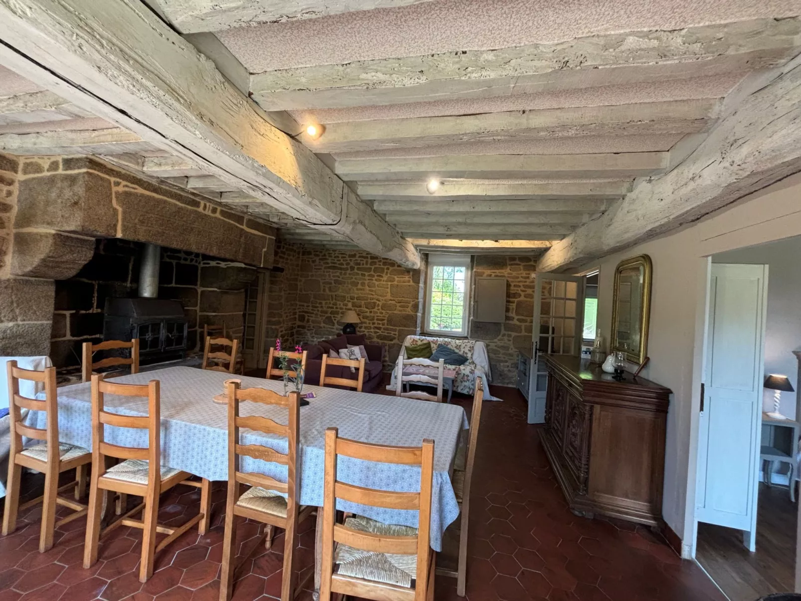 Maison du Lapin (Haus des Kaninchens) in Saint-Étienne-en-Coglès-Inside