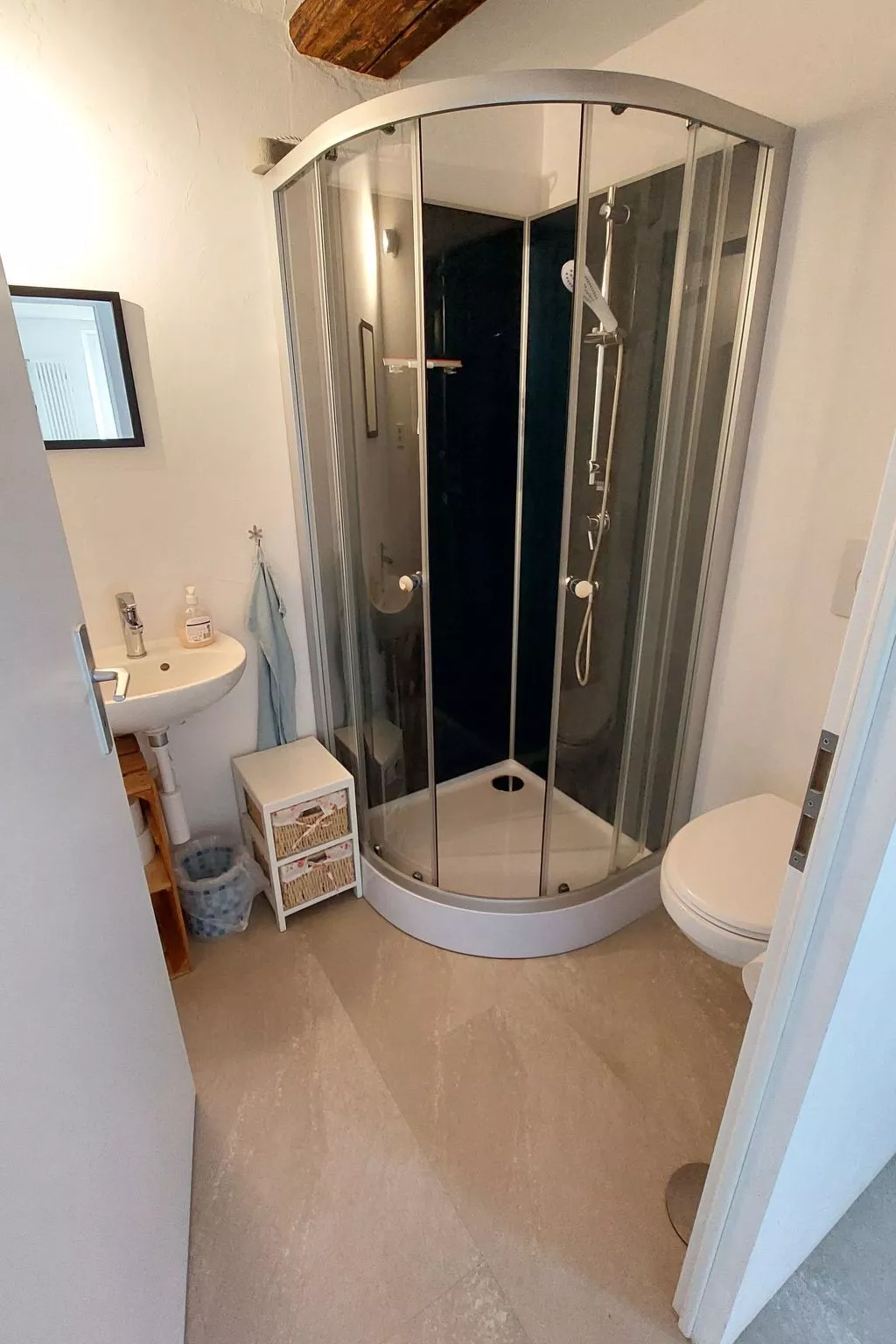 Giselas Ruheplatz-Drinnen