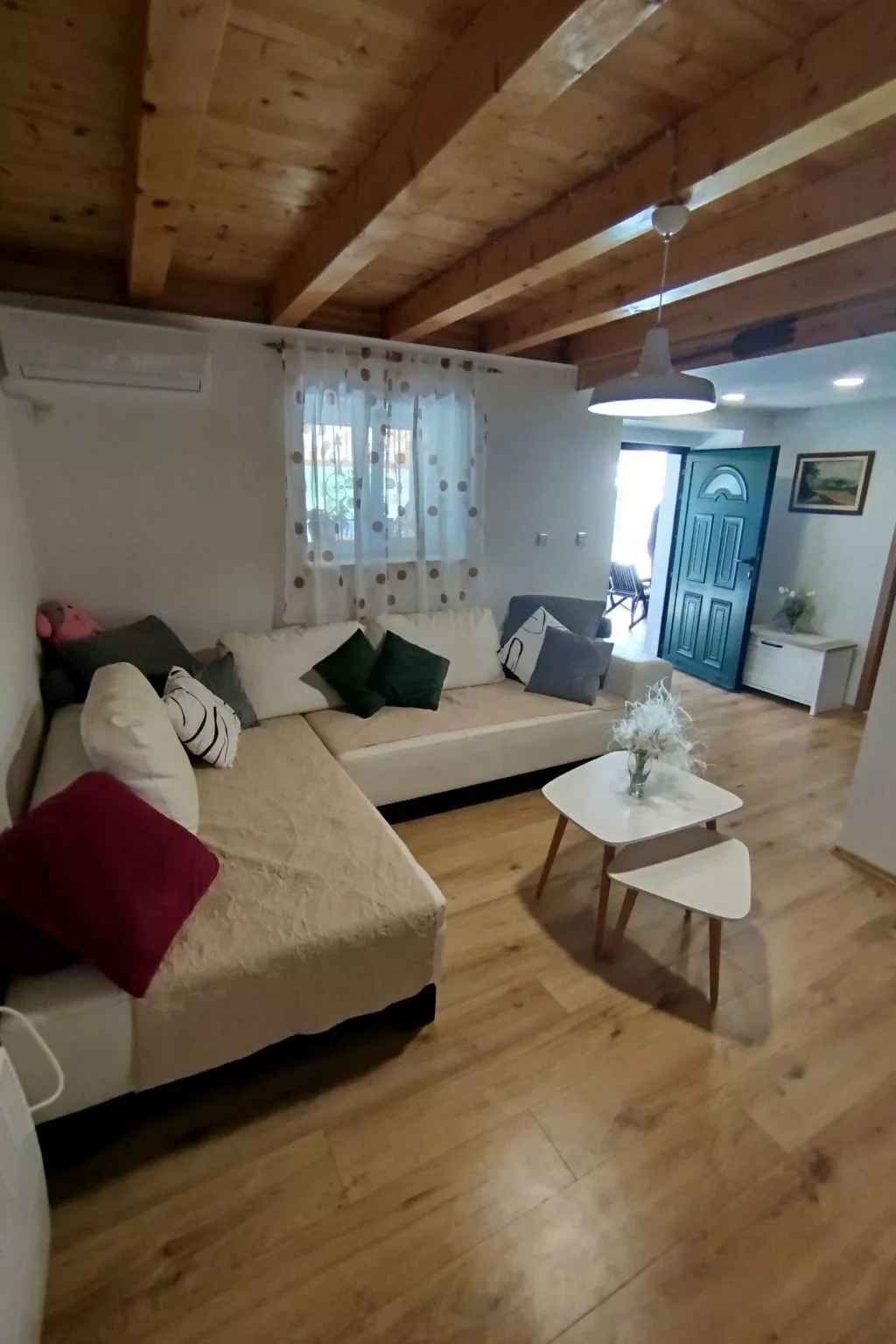 "Ferienhaus Luce" - privater Pool-Drinnen