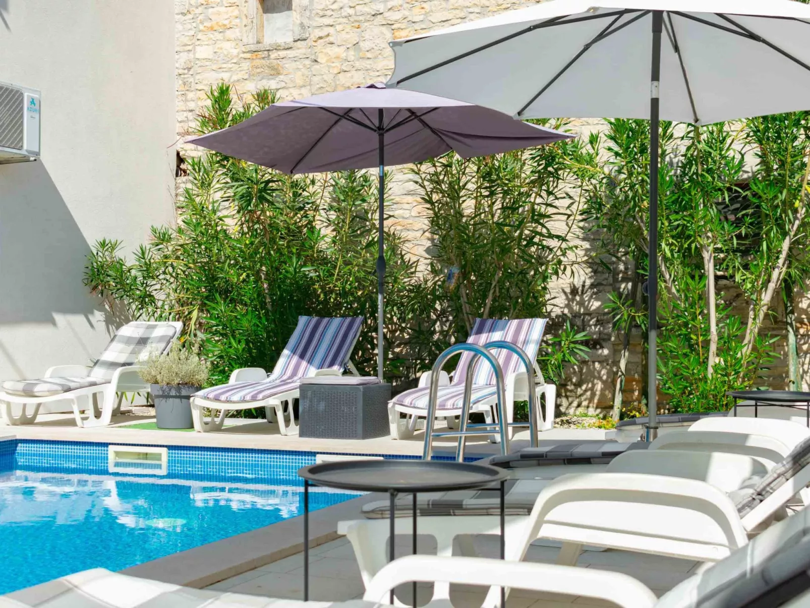 Villa Martin - Rückzugsort auf dem Land mit Pool-Dehors