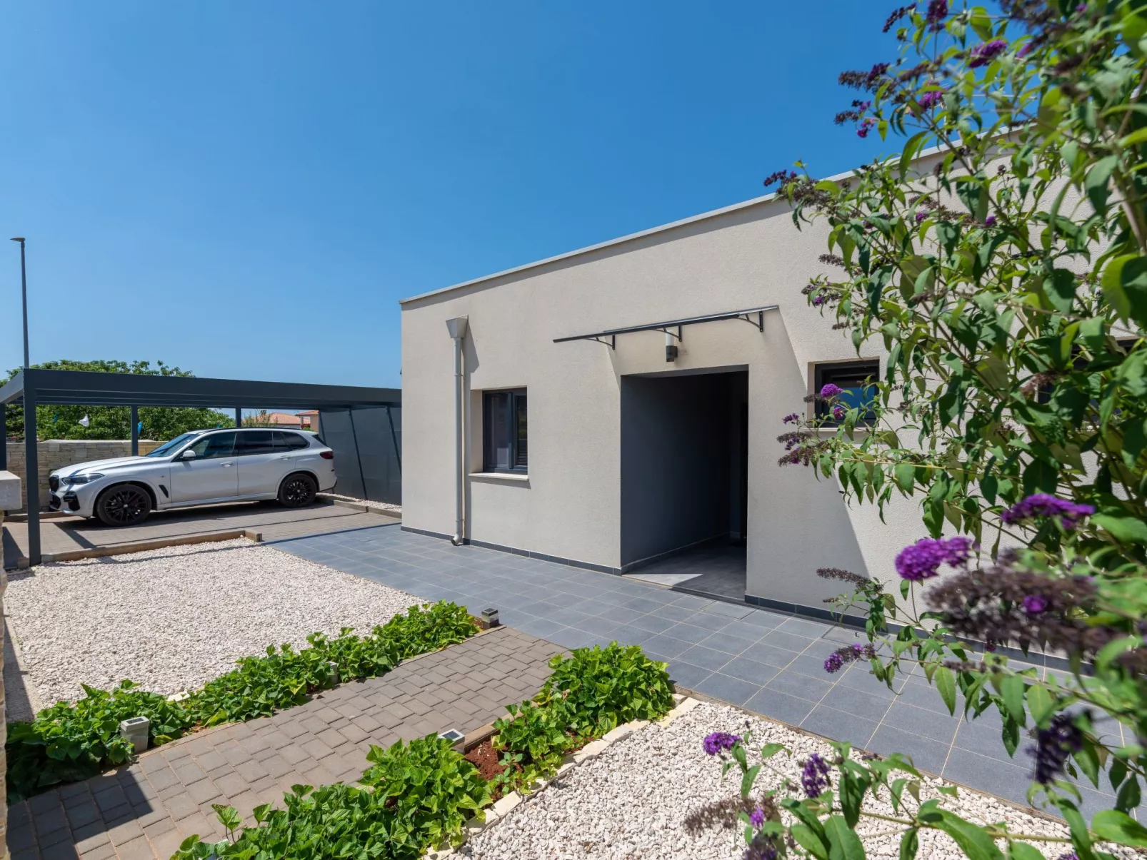 Wunderschönes Ferienhaus in Bužinija mit Pool-Inside
