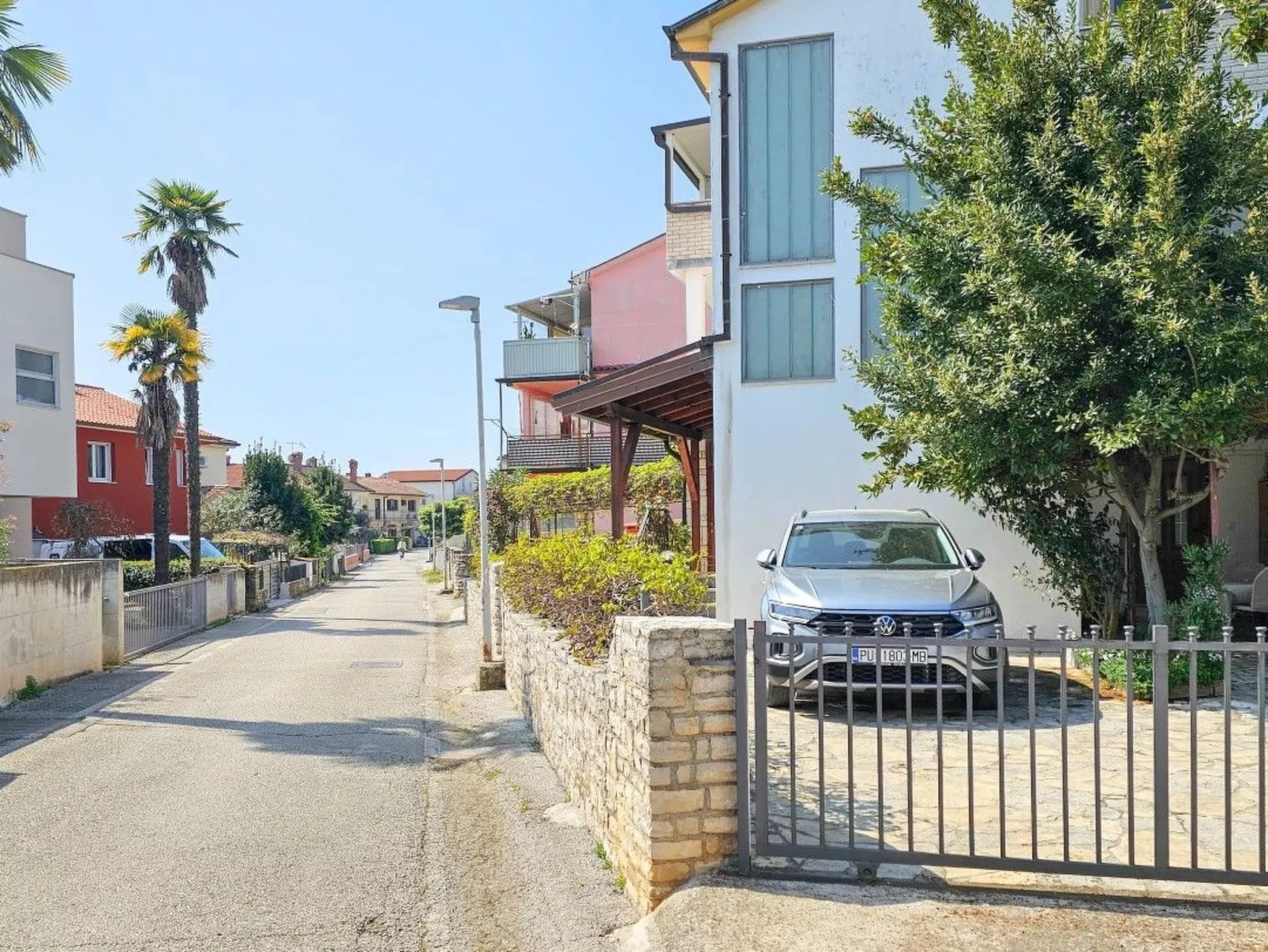 Wohnung 80m vom Meer mit Terrasse-Draußen