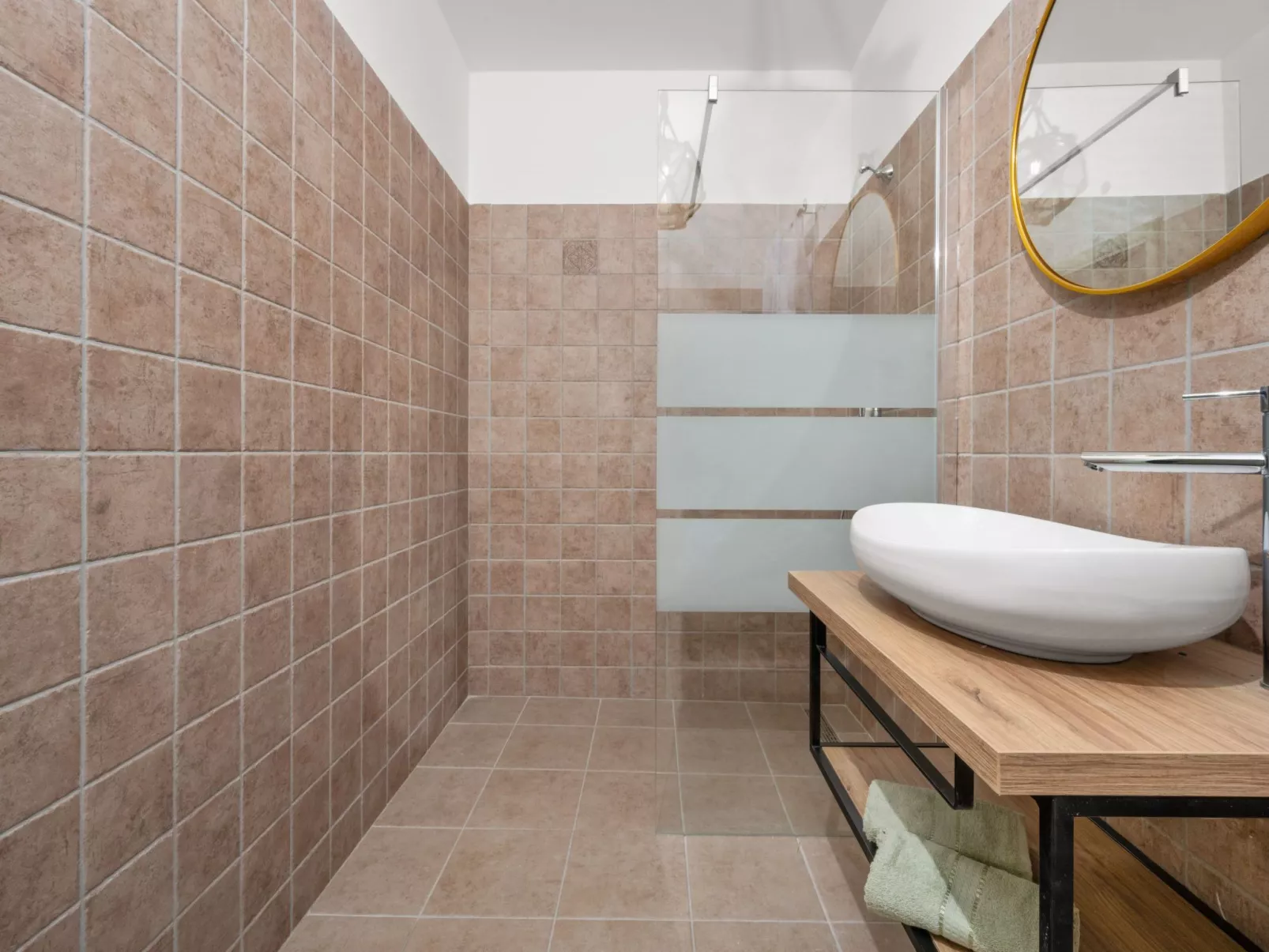 Villa Antonia-Drinnen