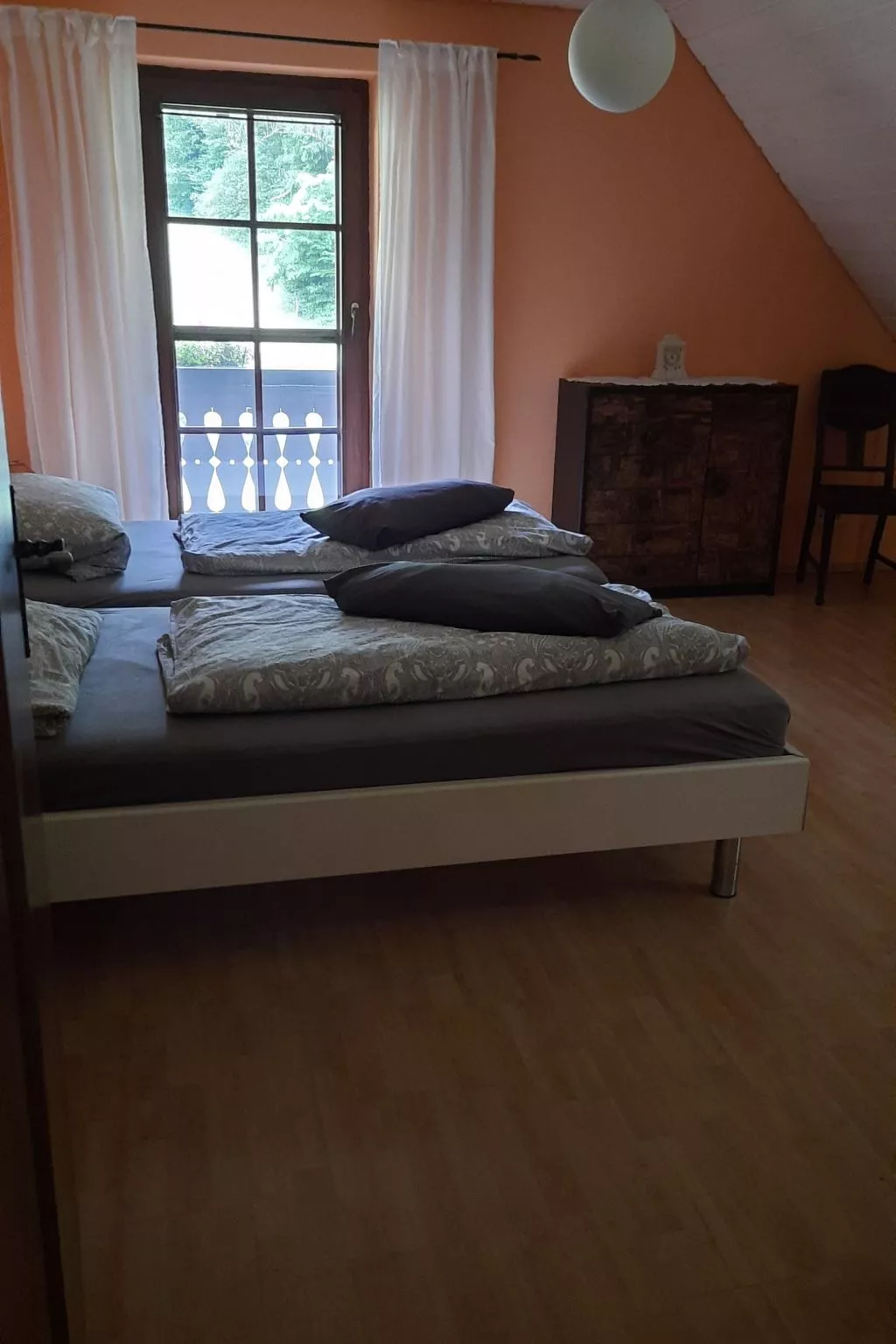 In Horben mit Großem Garten-Drinnen