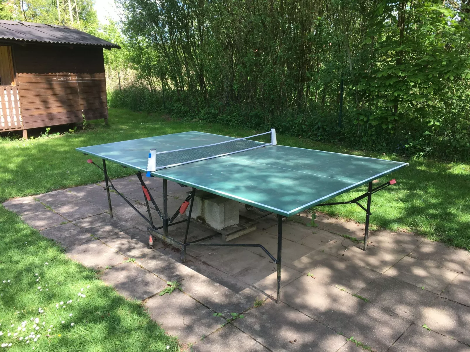 Haus mit Spielwiese-Outside