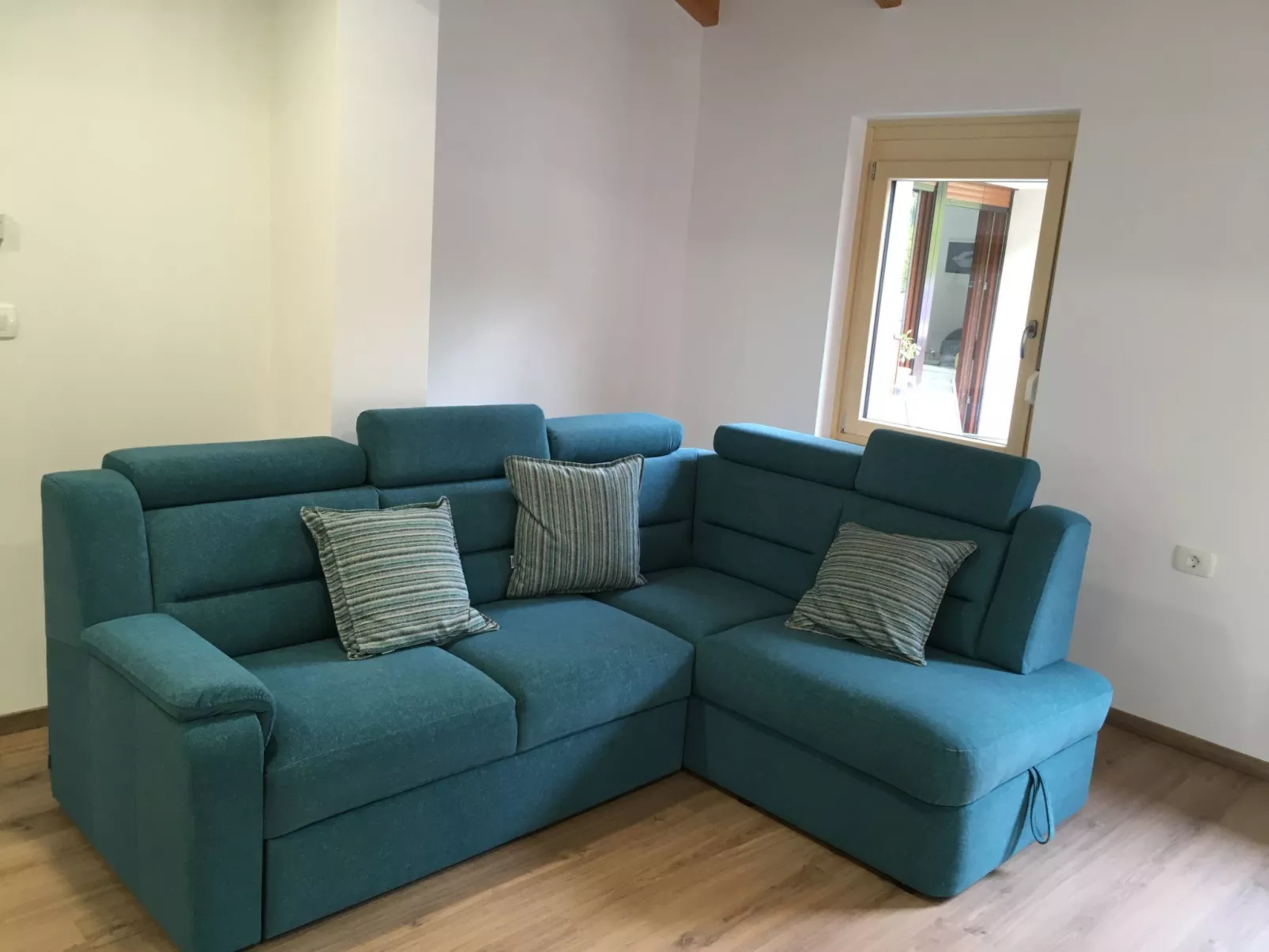 Wohnung Lapanja 2 mit Gemeinschaftsgarten-Drinnen