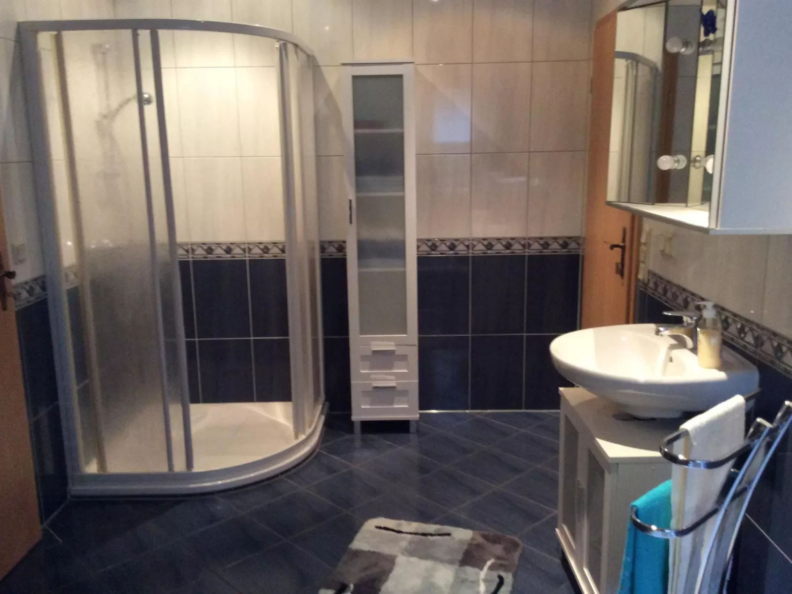 In Neustrelitz mit Garten und Grill-Inside