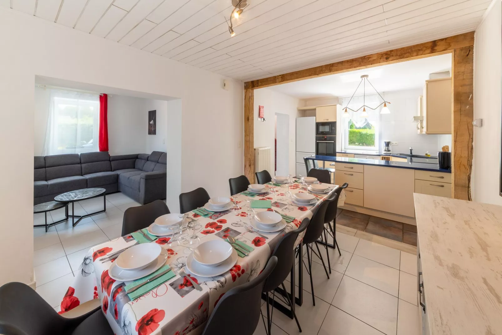 L'accueil de l'Est-Dining room