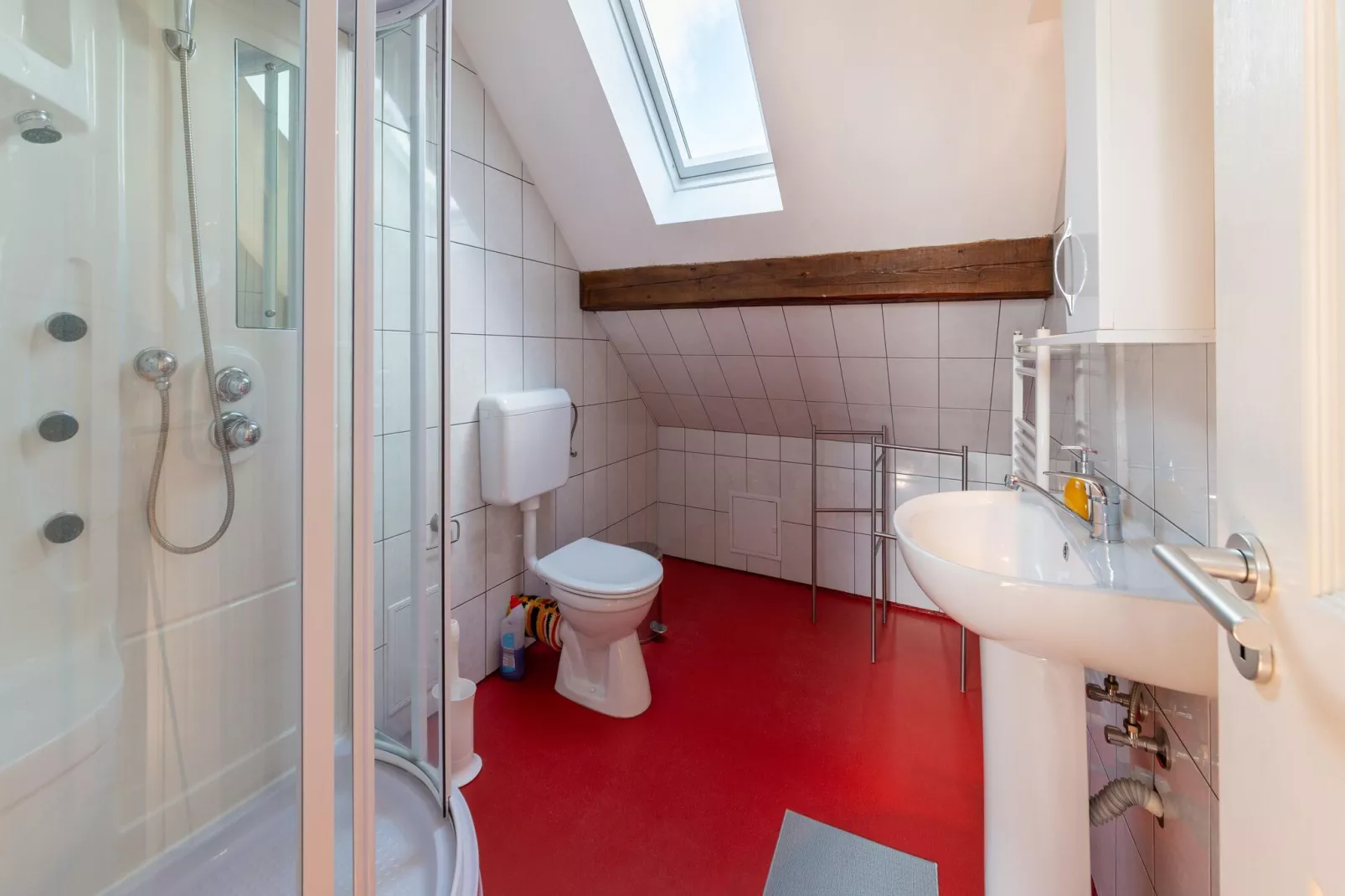 L'accueil de l'Est-Bathroom
