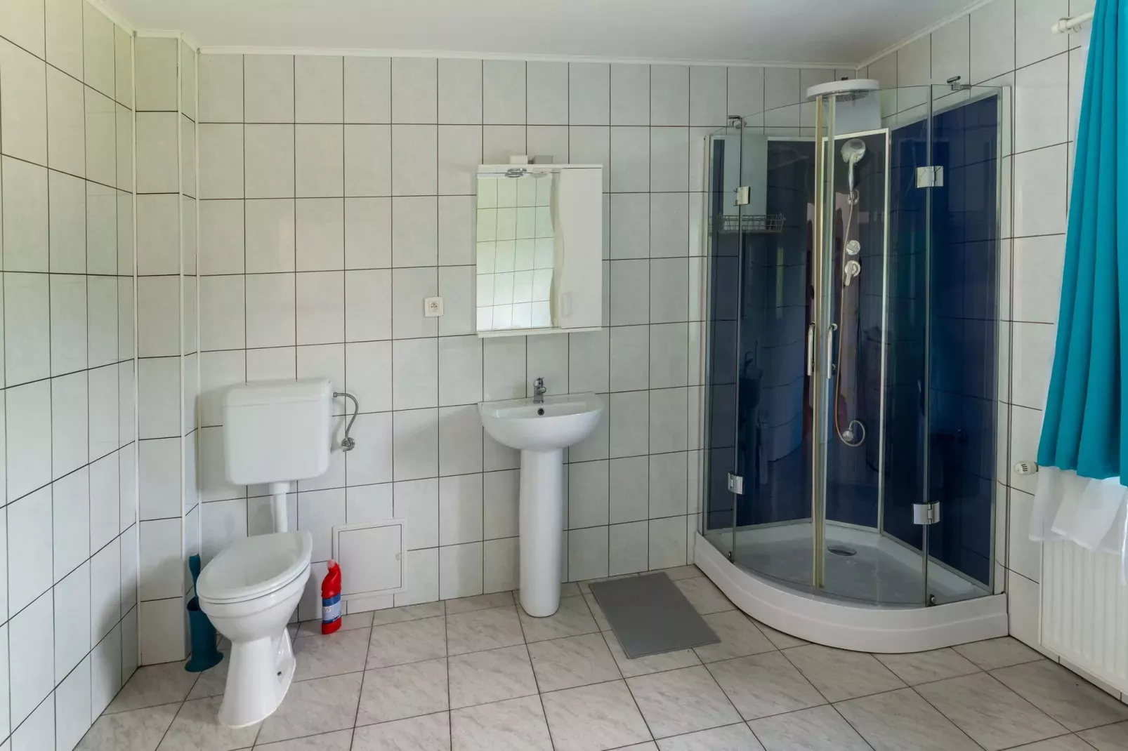L'accueil de l'Est-Bathroom
