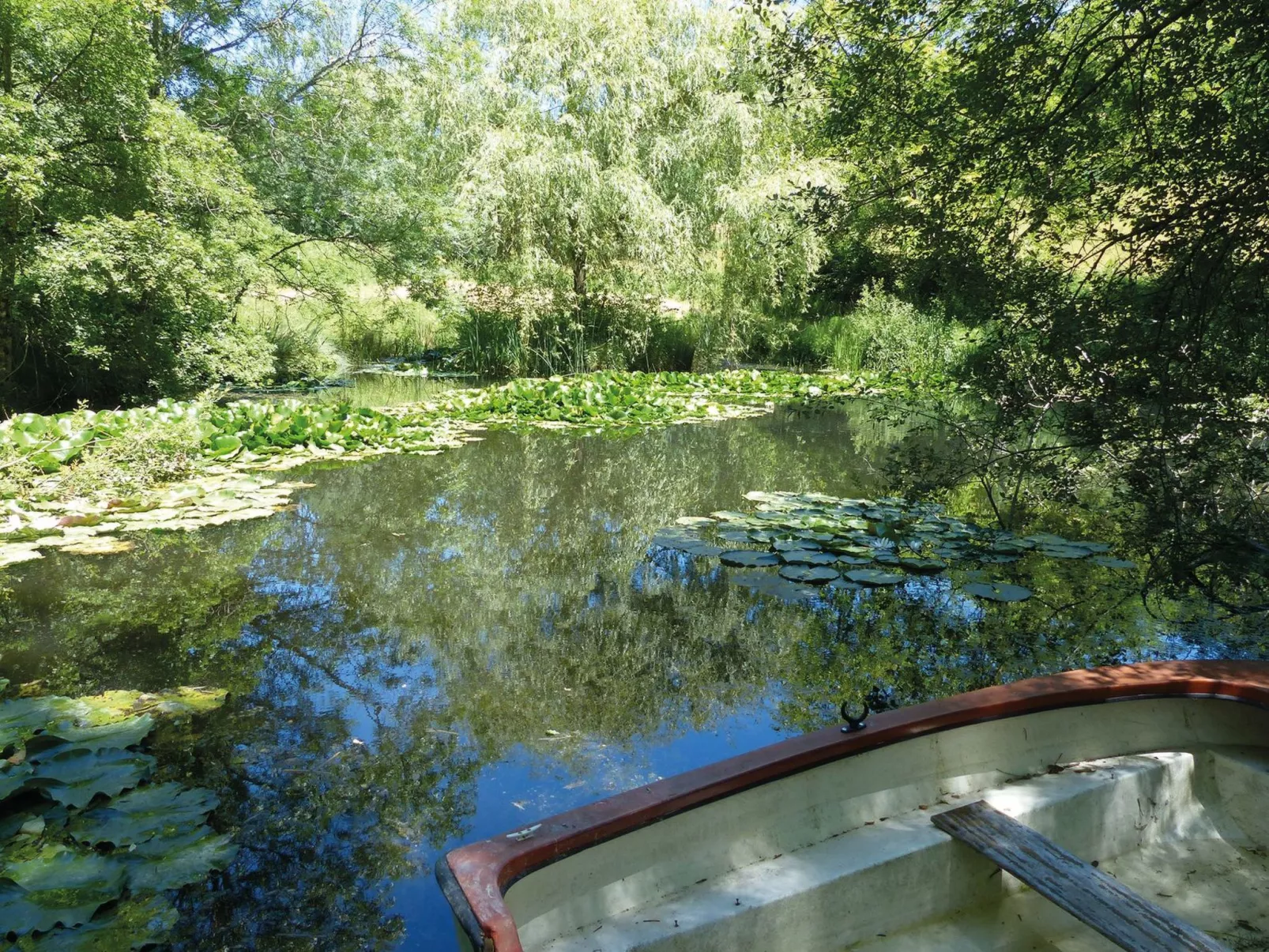 La Ferme des Paons-Outside