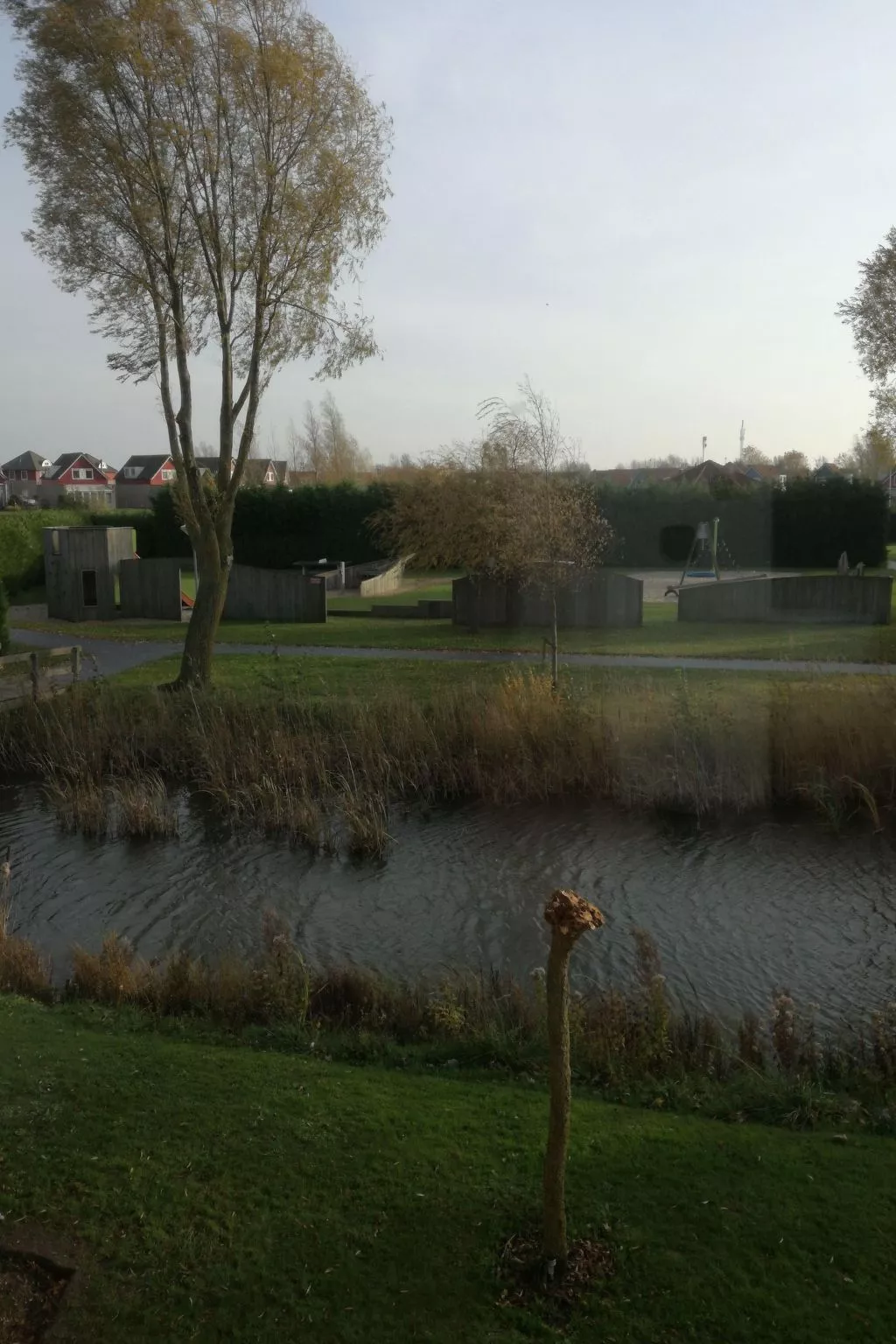 Einmalige, ruhige Ferienvilla im Grünen-Inside