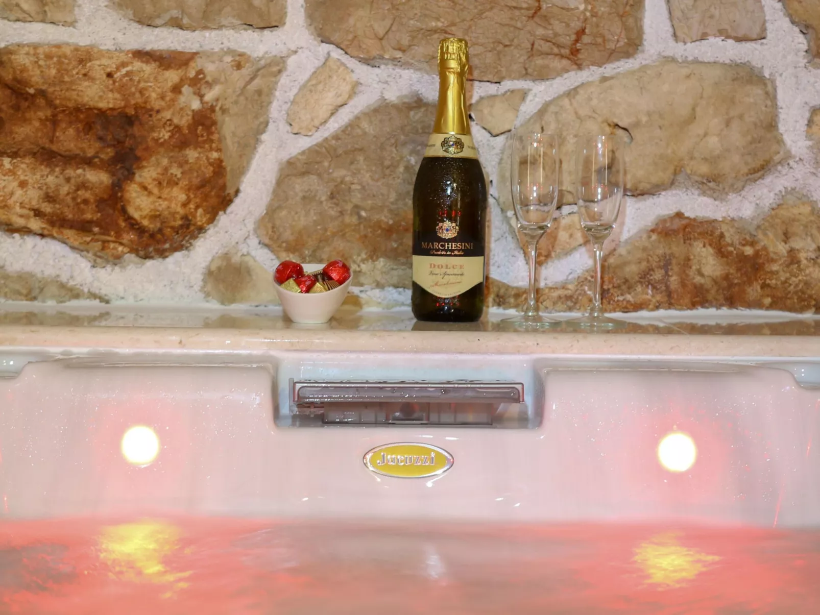 Gemütliche Villa Gabriel mit Schwimmbad-Dehors