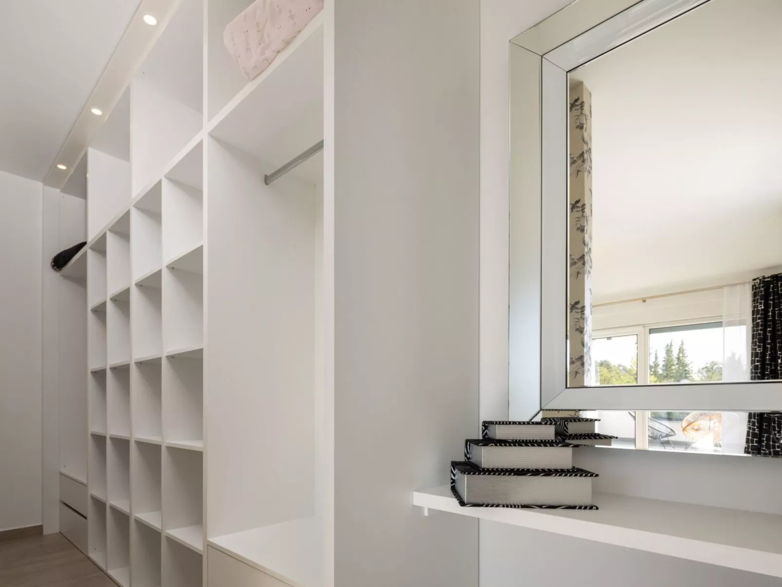 Villa Bura mit Pool und tollem Ausblick-Inside