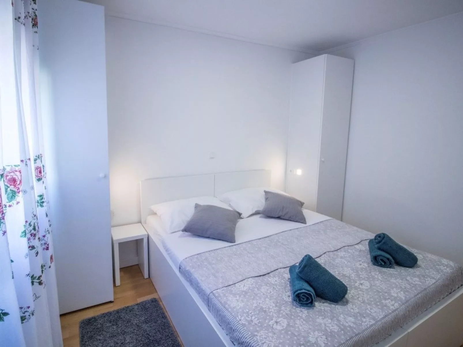 Villa Ni-Sa mit Privatpool für 11 Personen-Dedans