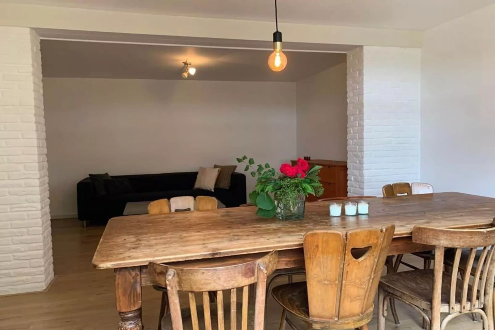 Haus Hunnenberg 2-Dining room