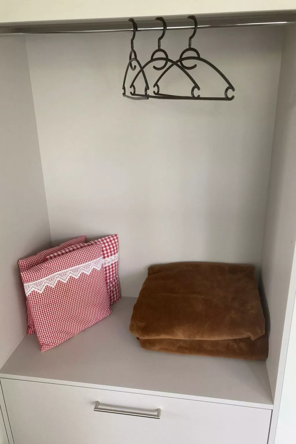 Gemütliche Parterre-Ferienwohnung mit Terrasse-Drinnen