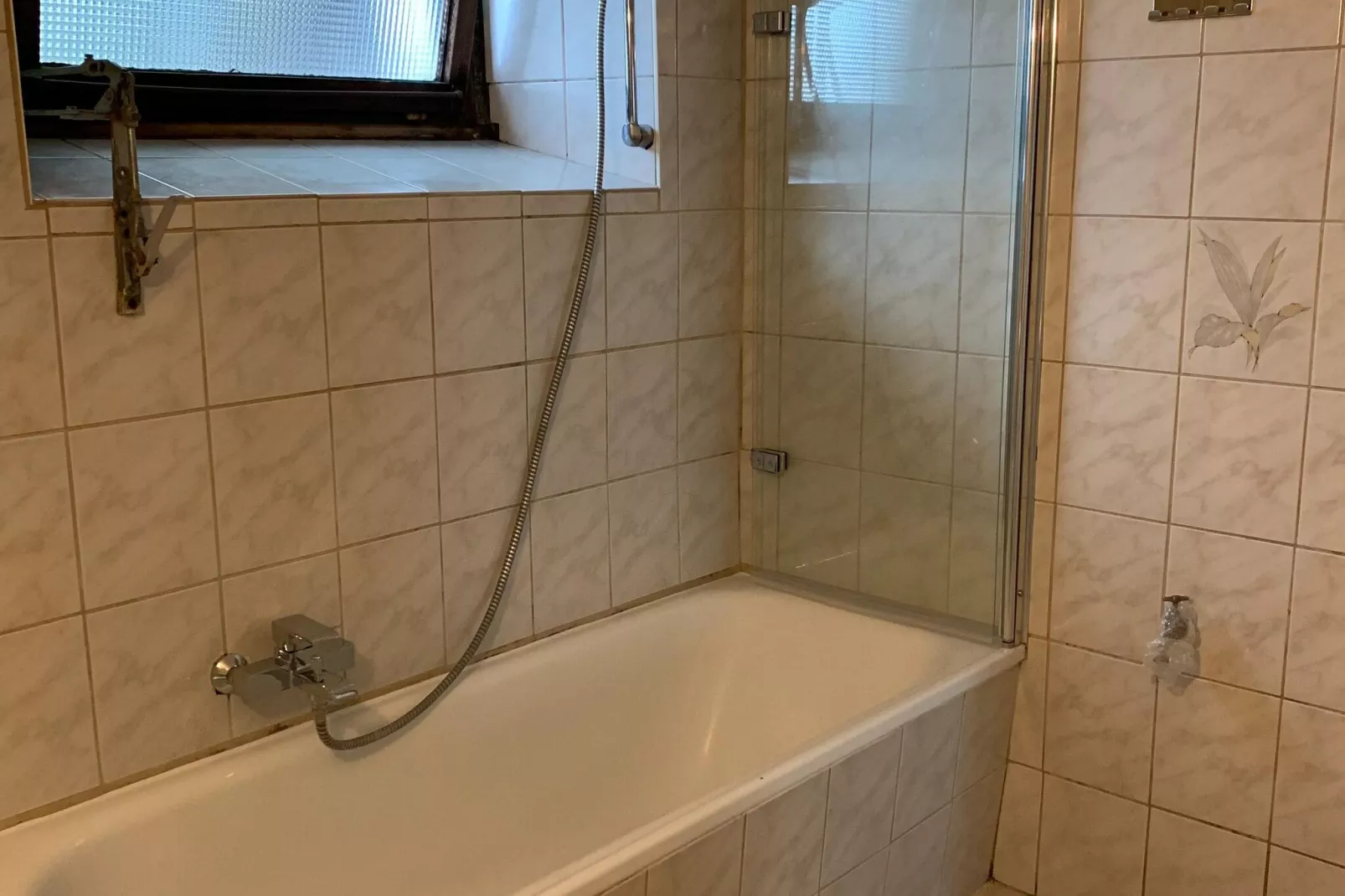 Haus Hunnenberg 2-Bathroom