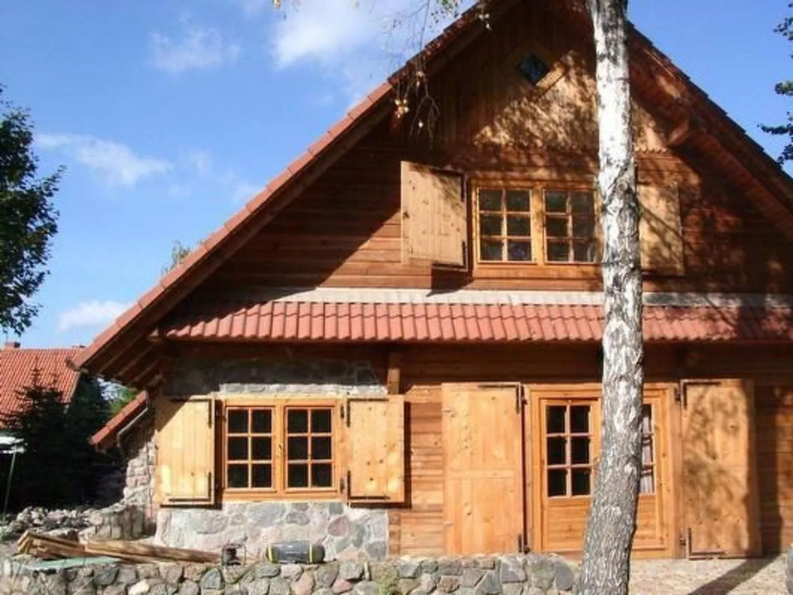 Ferienvilla mit Blick auf das Wasser-Dehors