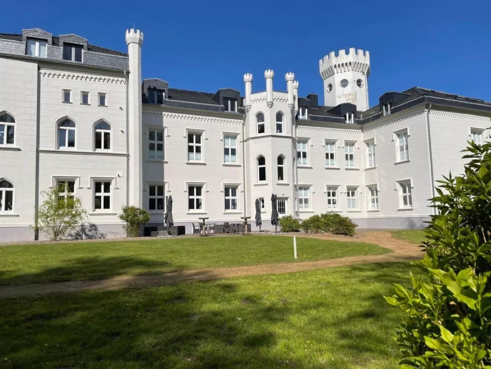 Weisses Traumschloss an der Ostsee-Dedans