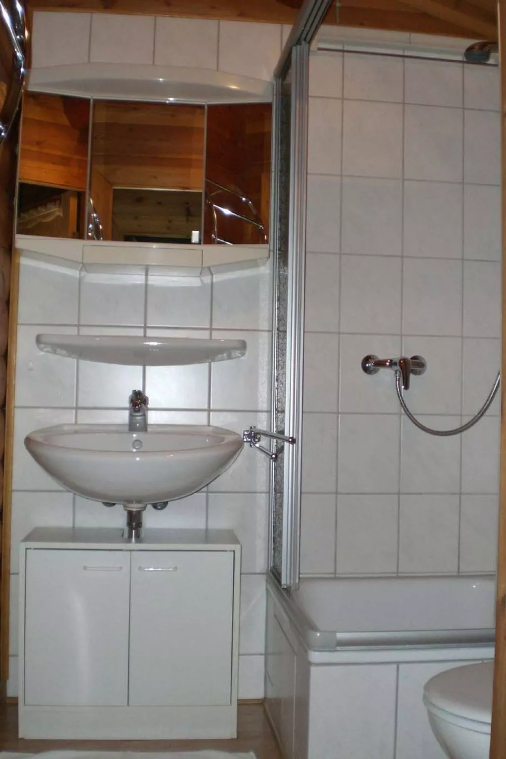 Berghütte mit eigenem Garten und Grill-Inside