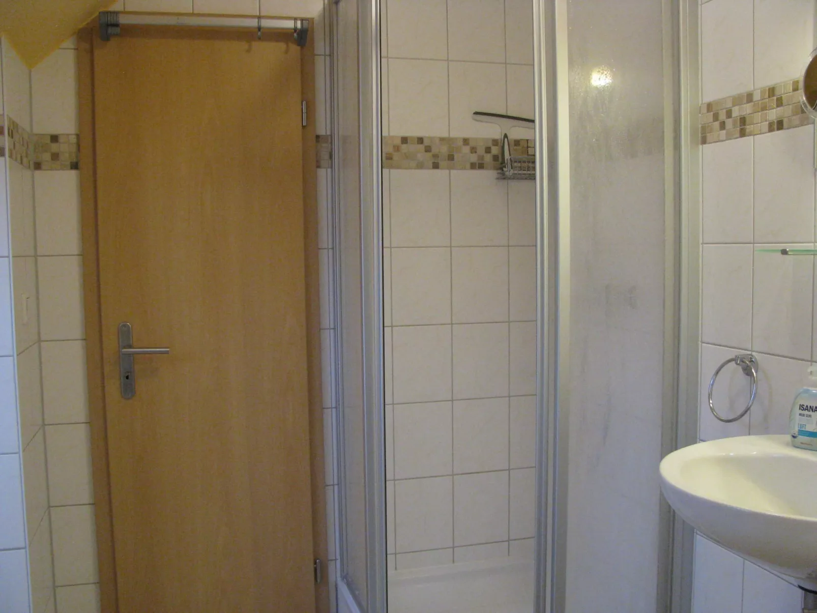 Moderne Ferienwohnung mitten in Greifswald-Inside