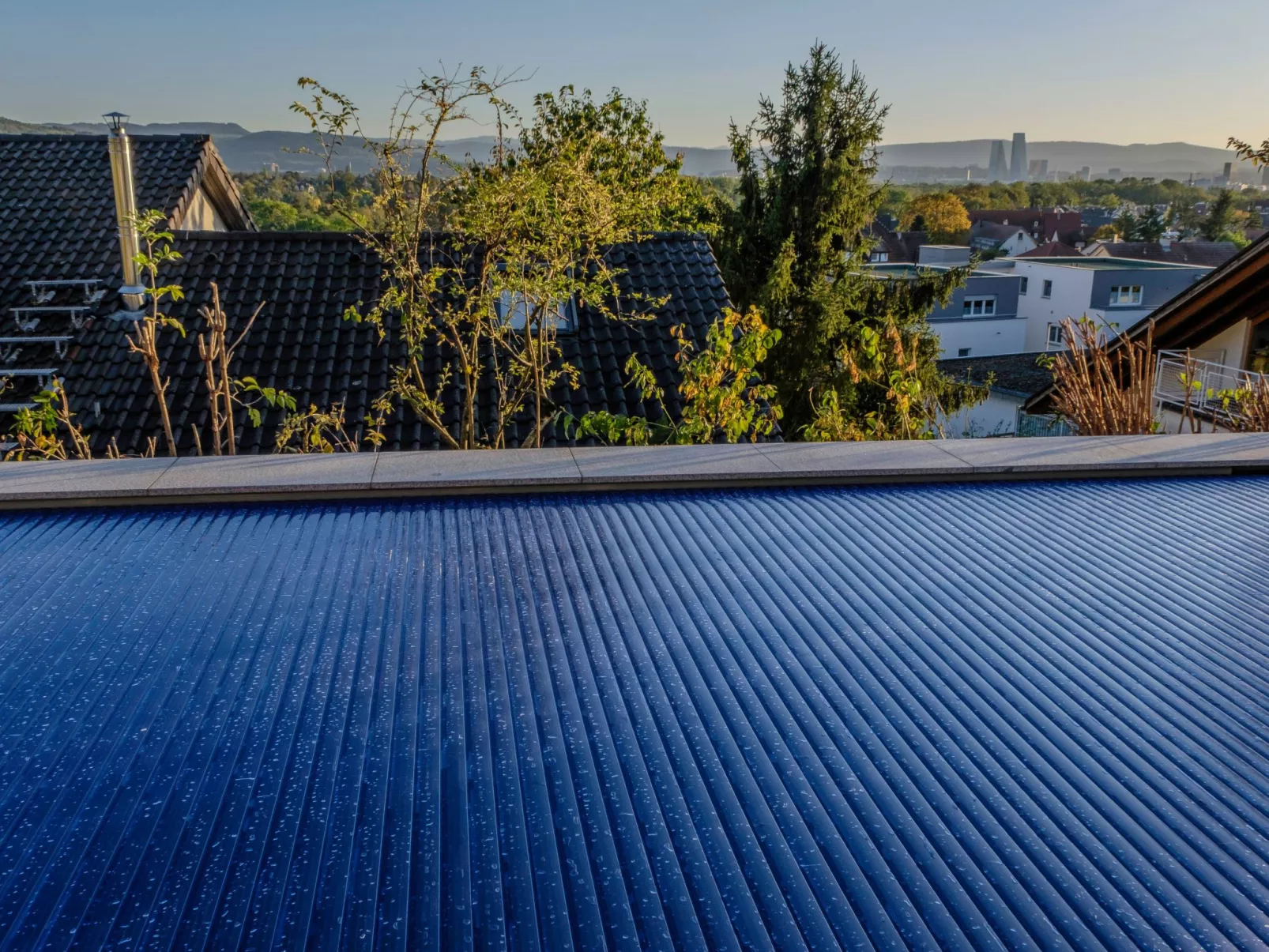 Panoramahaus & Pool-Outside