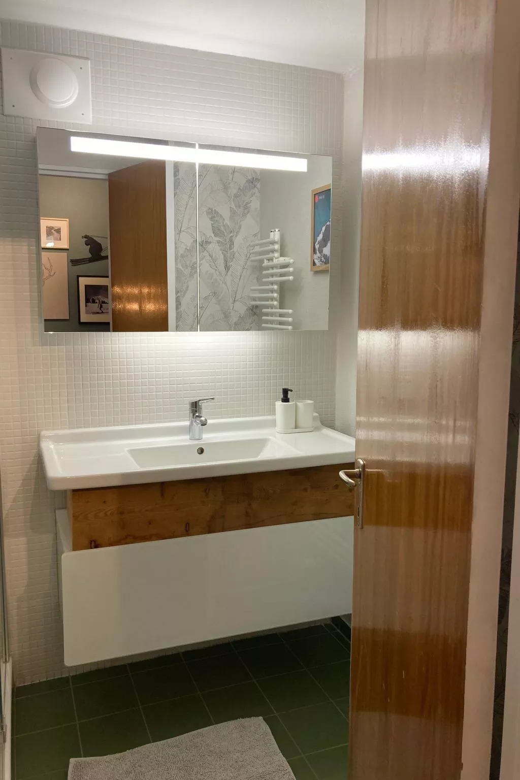 Geräumiges 3.5-Zimmer - Zentral - Balkon - Haus Dala-Dedans