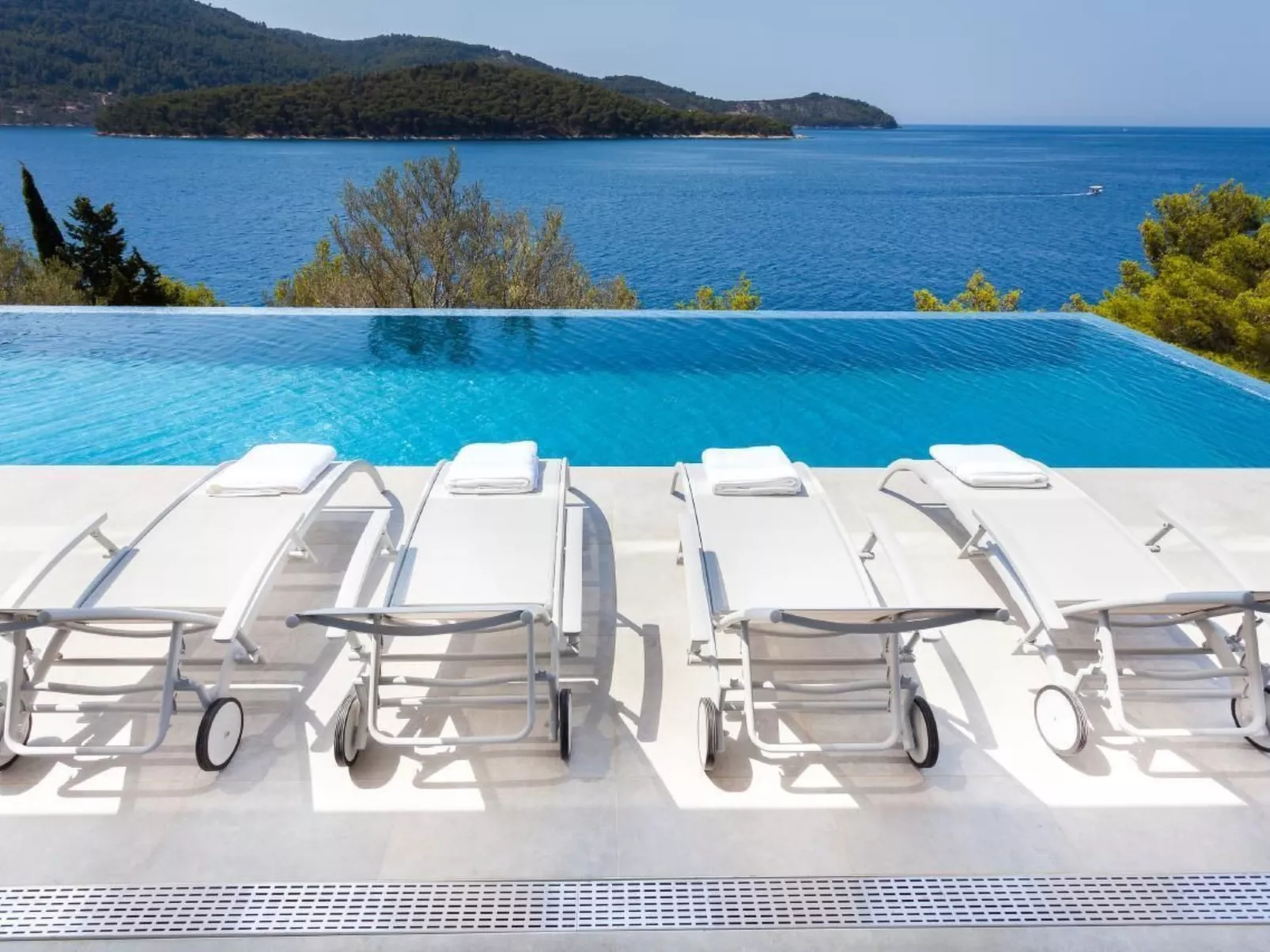 Villa Style and Sea-Outside