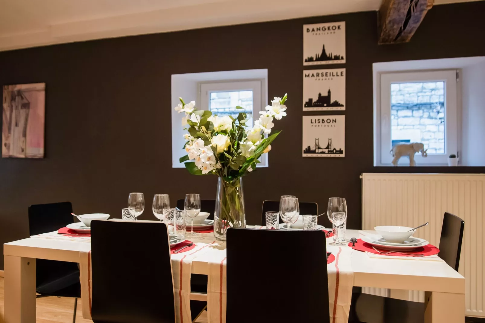 Gwladys's Home-Dining room