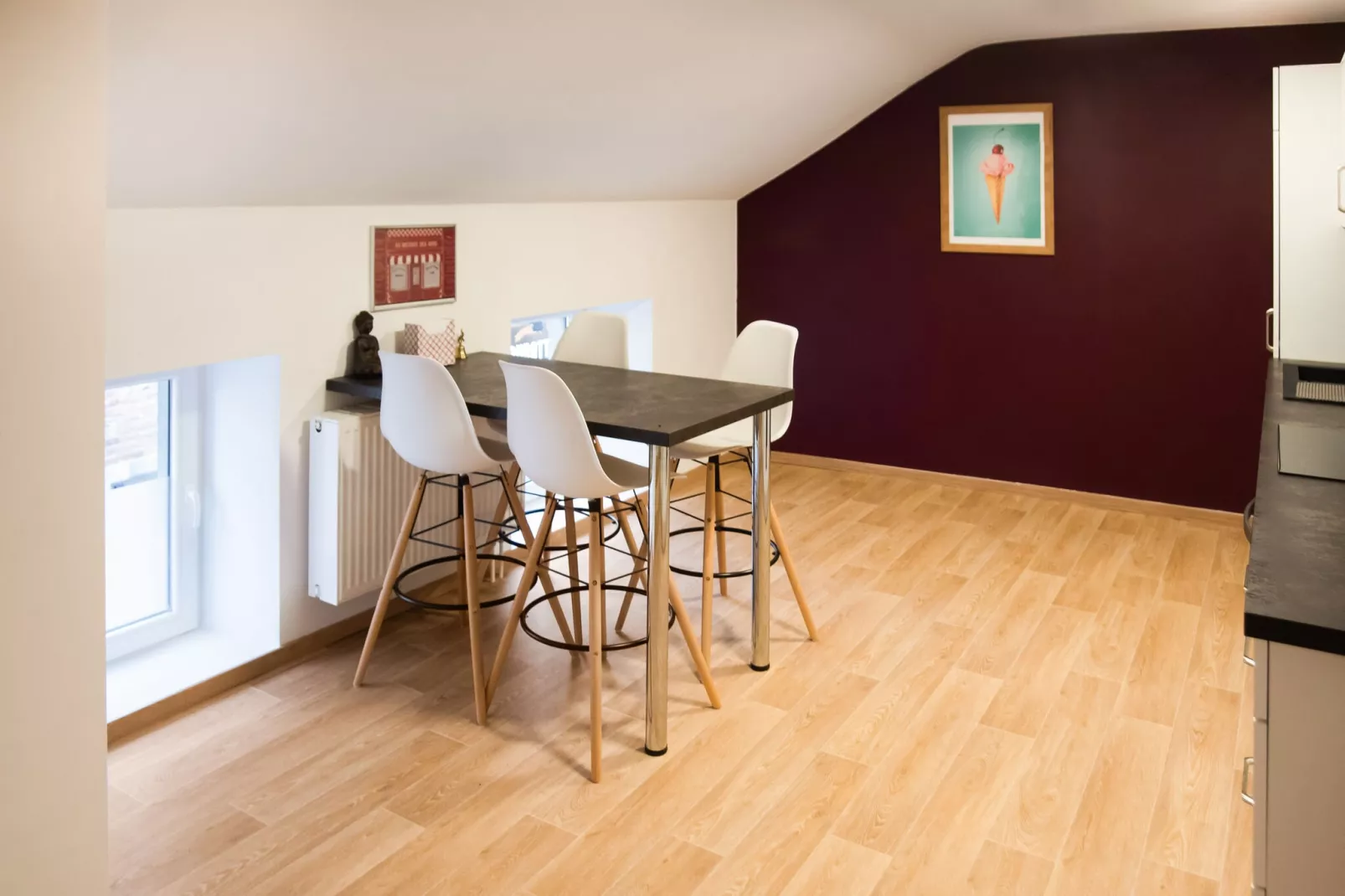 Gwladys's Home-Dining room