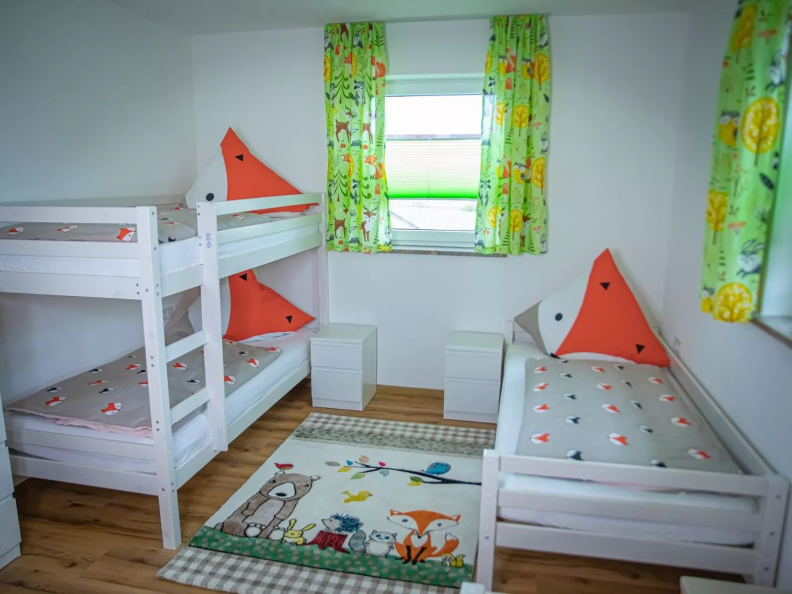 Fuchsbau Erdgeschoß-Dedans