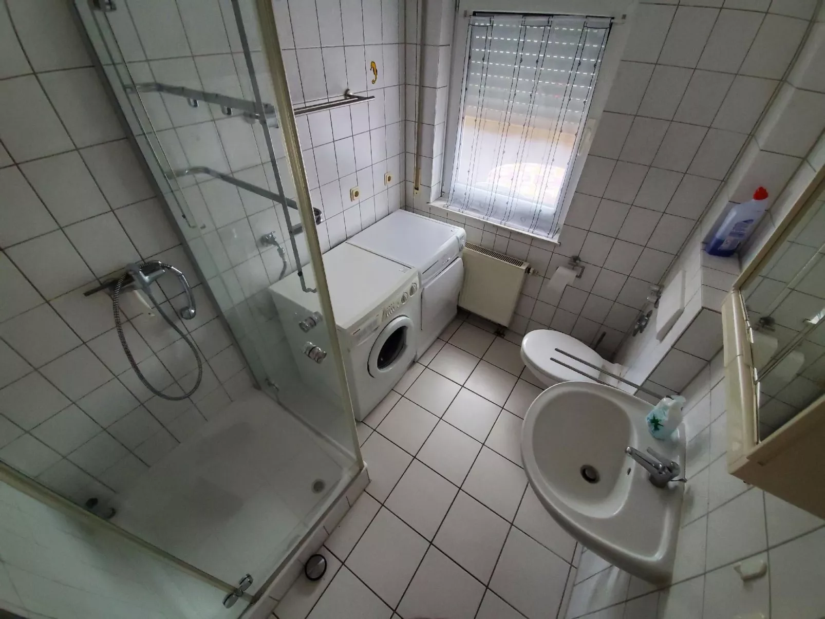 Gudrun-Image-tags.info