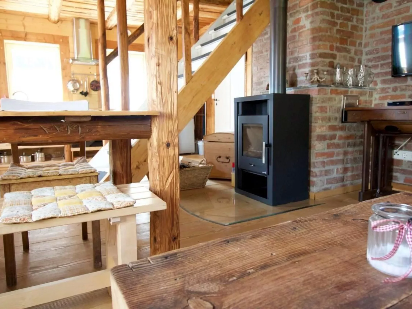 FH Anno Dazumal wie zu Oma's Zeiten-Drinnen