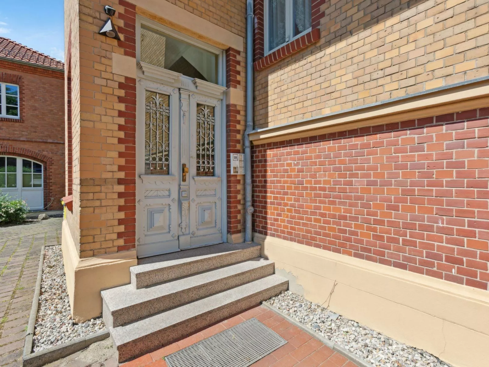 Gründerzeitvilla-Outside