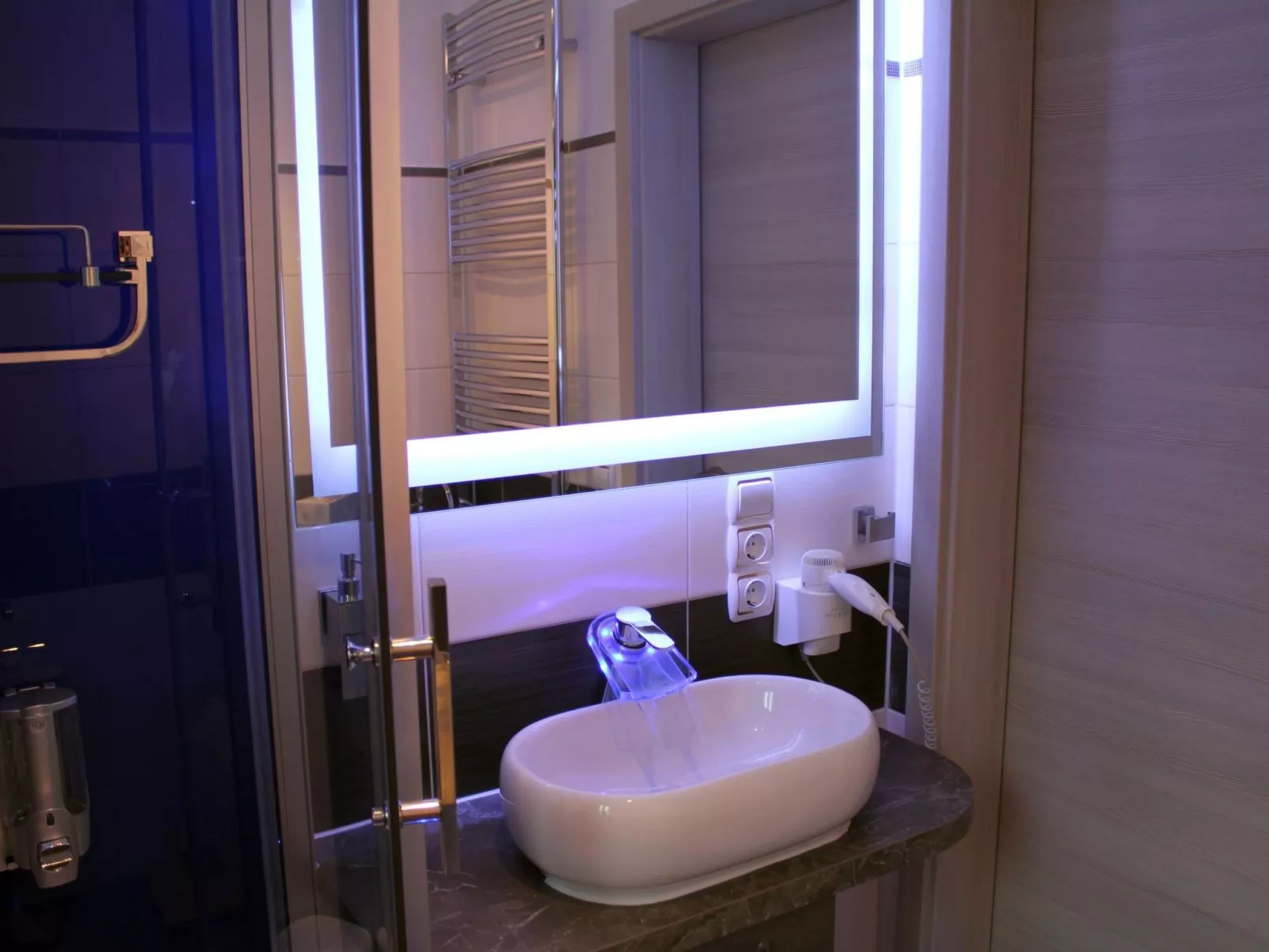 Appartement in Schalkenmehren mit Schönem Balkon-Dedans