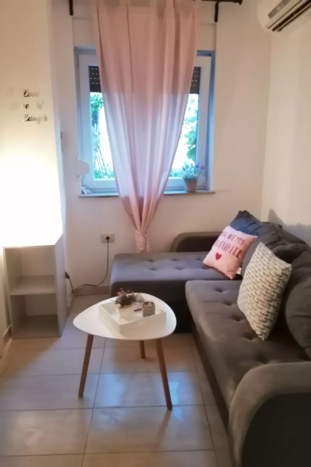 Unterkunf ideal für Stadtbesichtigung  und  Restaurantbesuche  nach dem baden i-Dedans