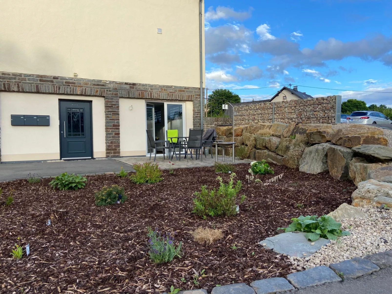 Zur alten Dorfschule-Draußen