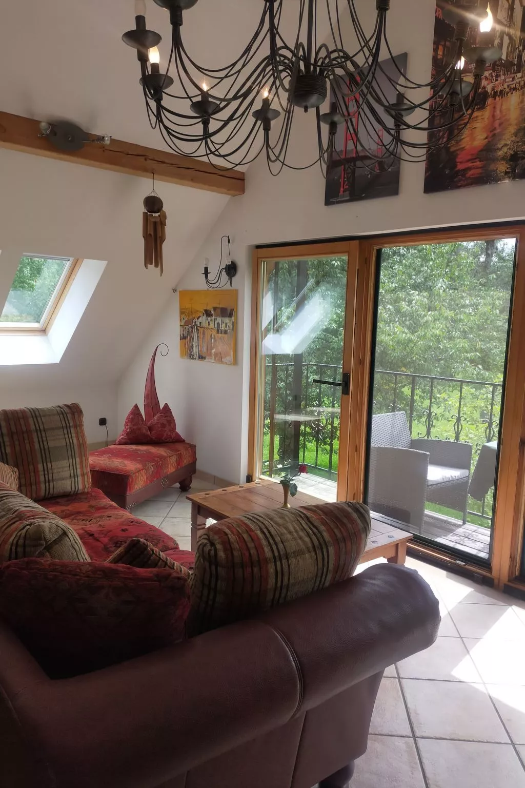 Idyllische Panorama-Südwohnung in Wörtherseenähe-Inside