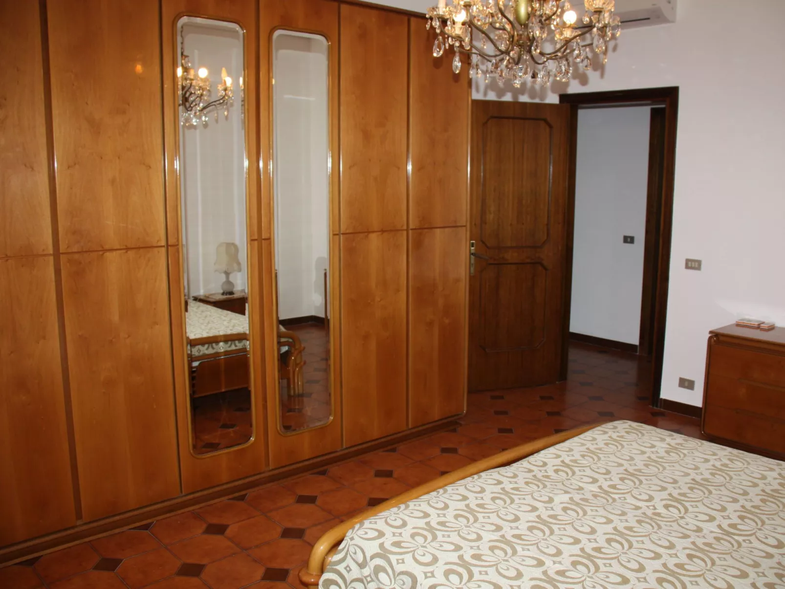 Komfortables, geräumiges und vor allem zentrales Haus-Dedans